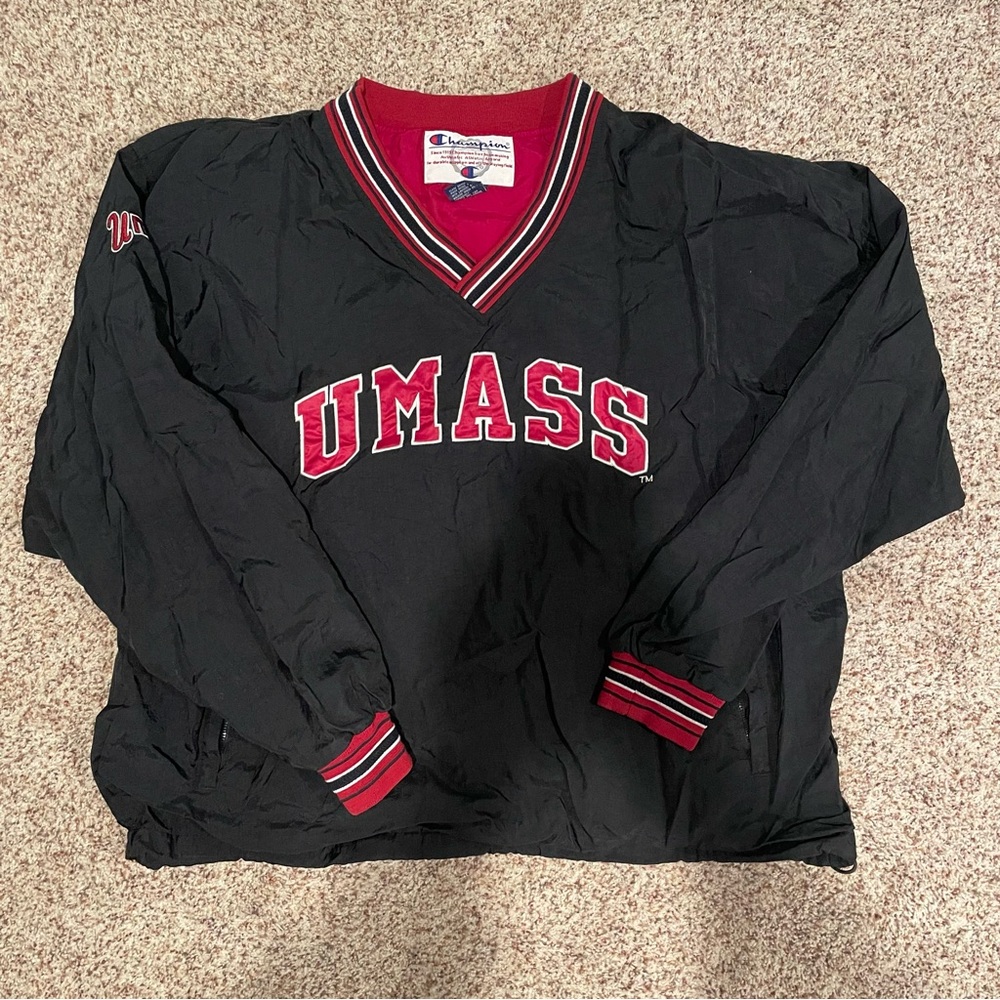 Vintage UMASS windbreaker